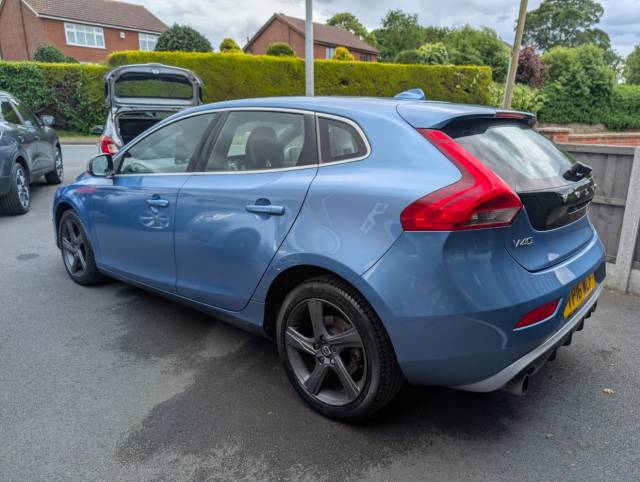 2016 Volvo V40 2.0 D2 [120] R DESIGN 5dr